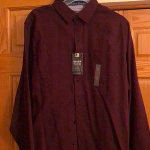 Van Heusen Button Down Shirt: M, 15-15 1/2
